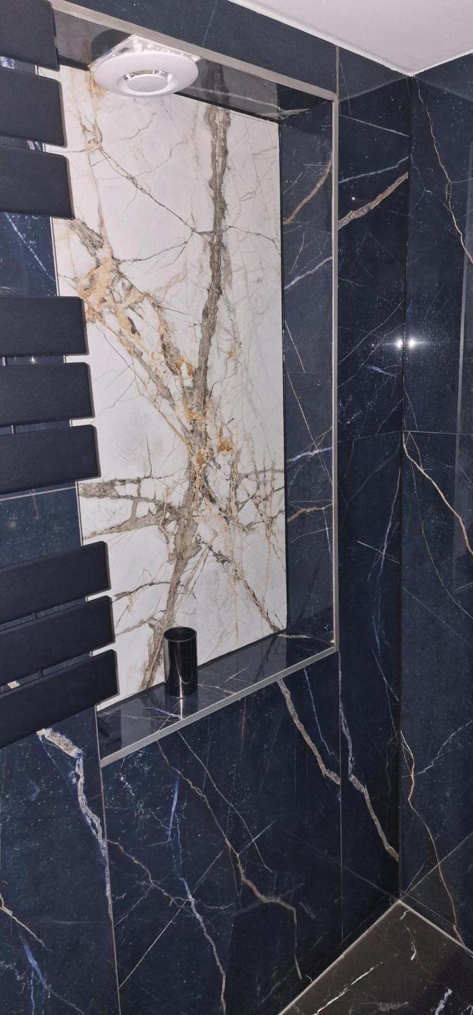 Z Jacuzzi Apartment *