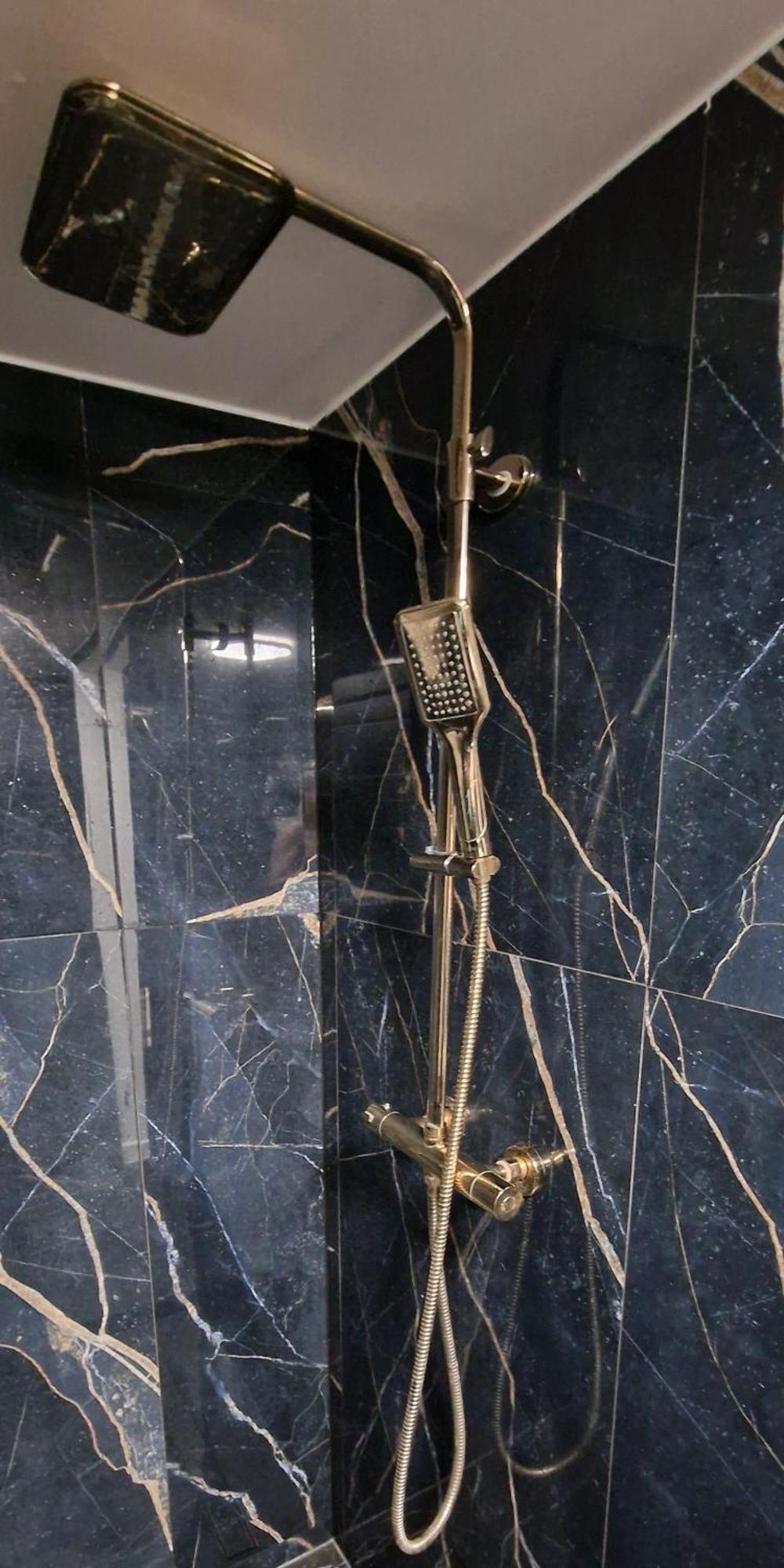 Z Jacuzzi *